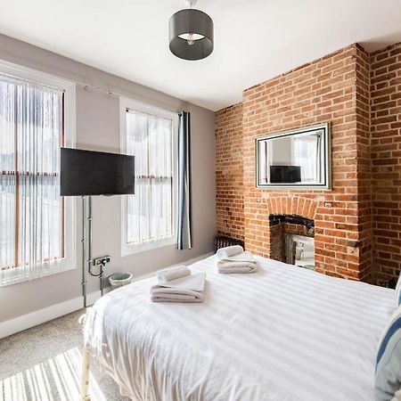 Host & Stay - Villa Otto Кромер Экстерьер фото